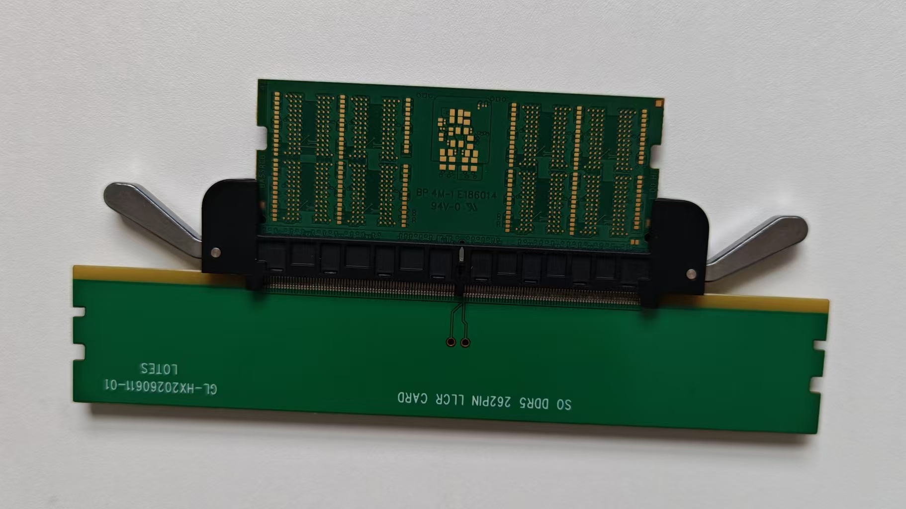 SODDR5高寿命测试保护卡